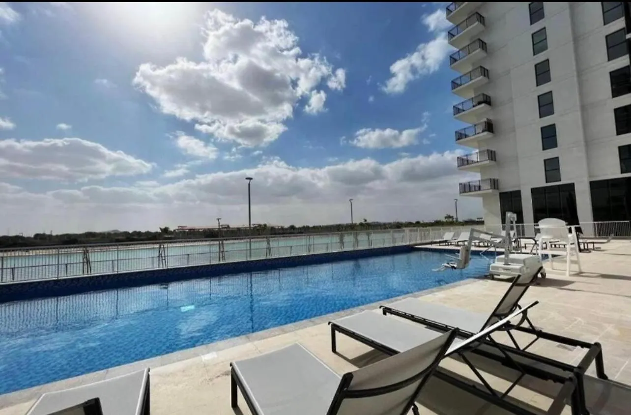 Daisy Hill 1Br Waters Edge Canal View Theme Parks Yas Island Abu Dhabi