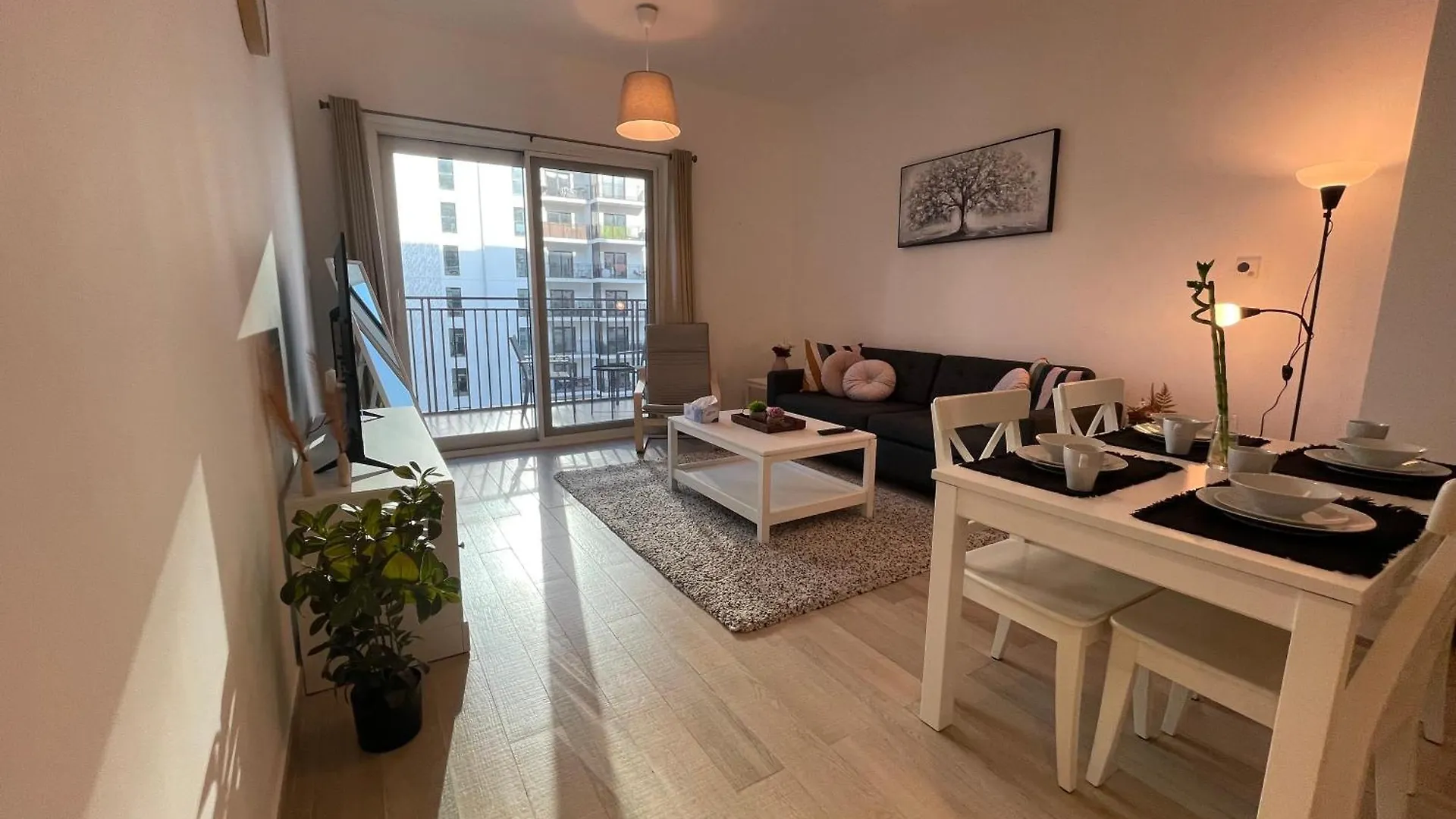 Apartment Daisy Hill 1Br Waters Edge Canal View Theme Parks Yas Island Abu Dhabi