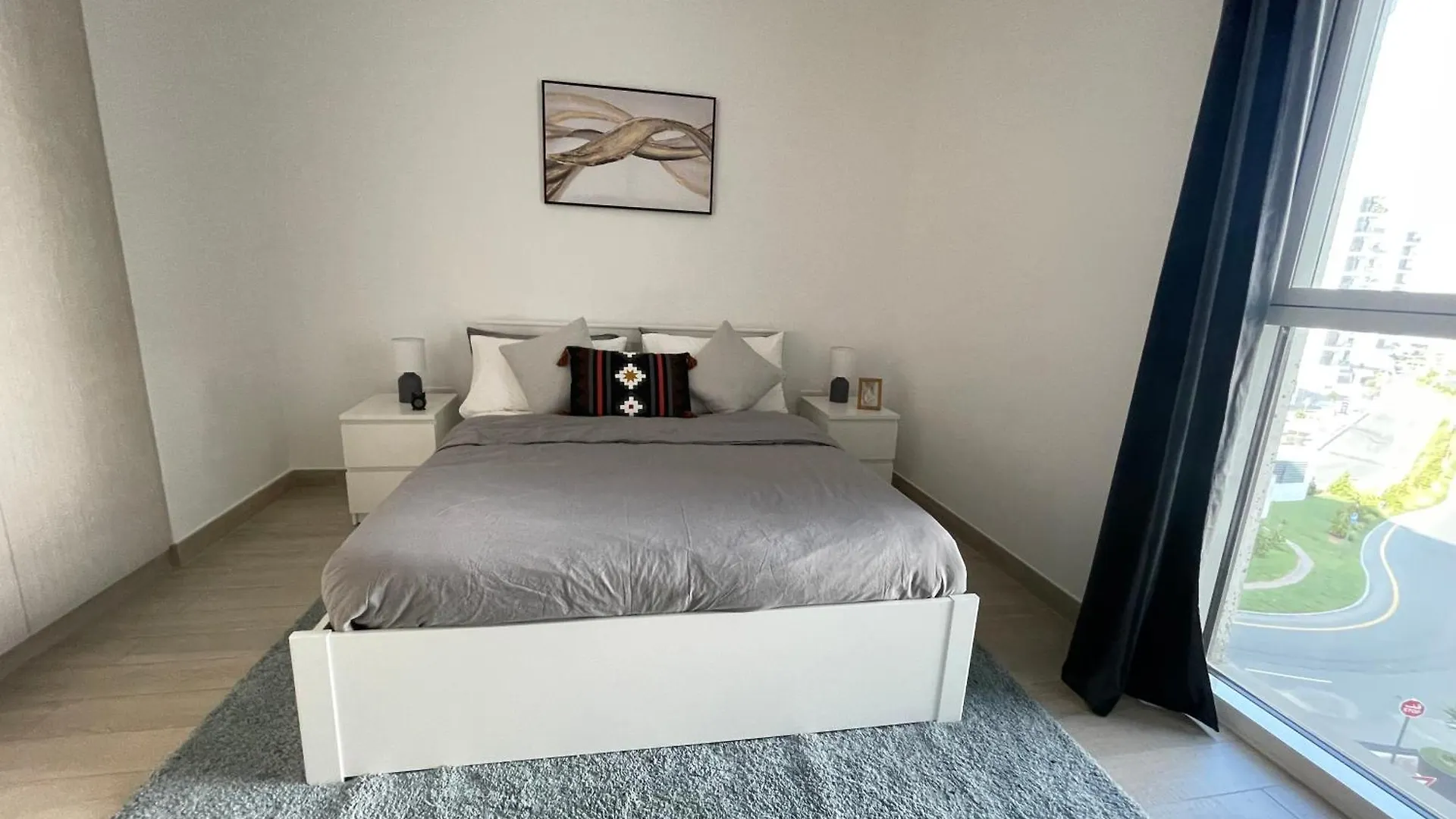 Daisy Hill 1Br Waters Edge Canal View Theme Parks Yas Island Abu Dhabi Apartment