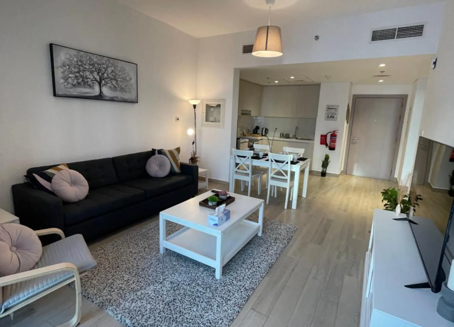 Daisy Hill 1Br Waters Edge Canal View Theme Parks Yas Island location
