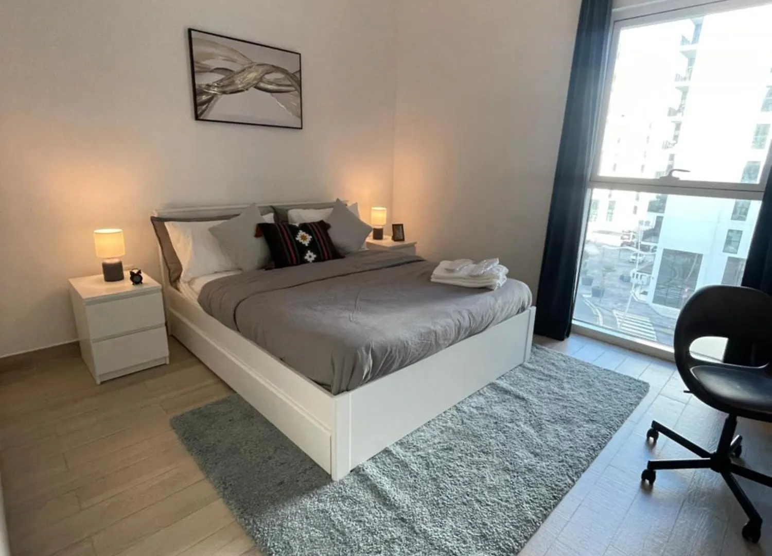 Daisy Hill 1Br Waters Edge Canal View Theme Parks Yas Island Abu Dhabi Apartment