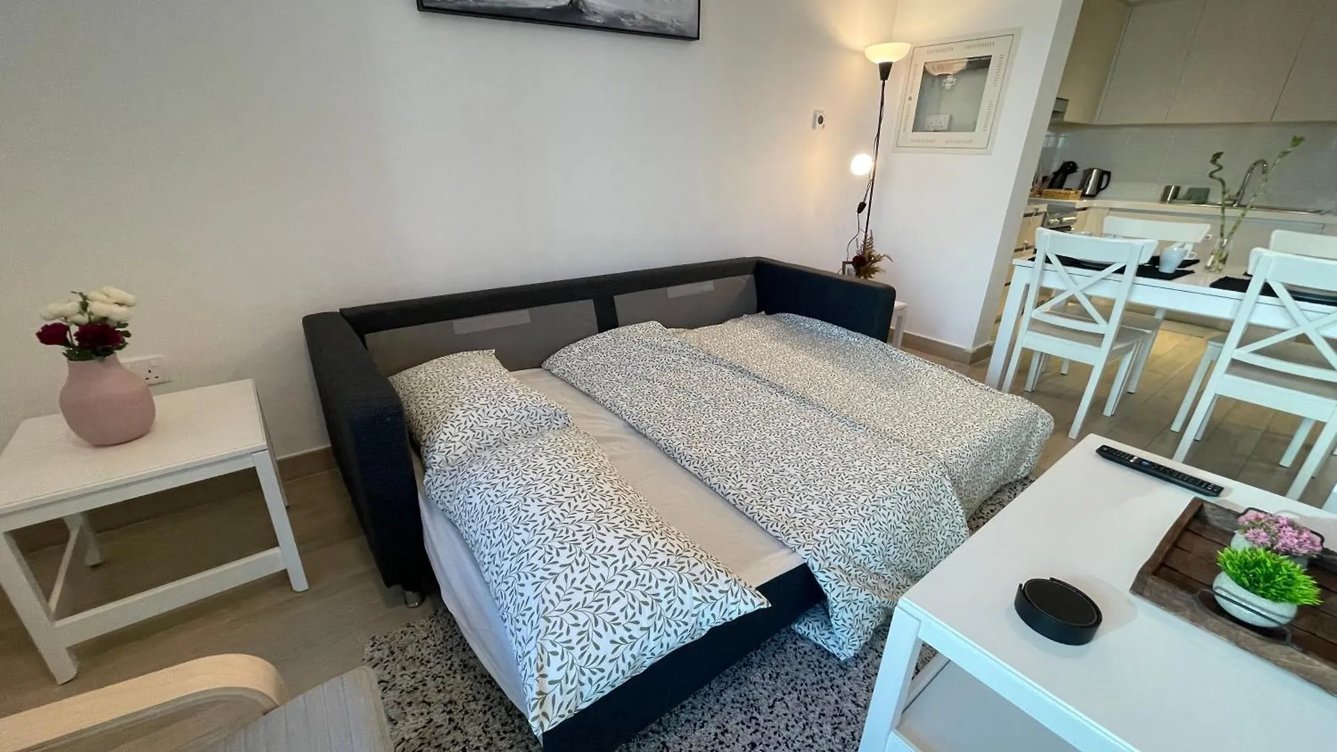 Apartment Daisy Hill 1Br Waters Edge Canal View Theme Parks Yas Island Abu Dhabi