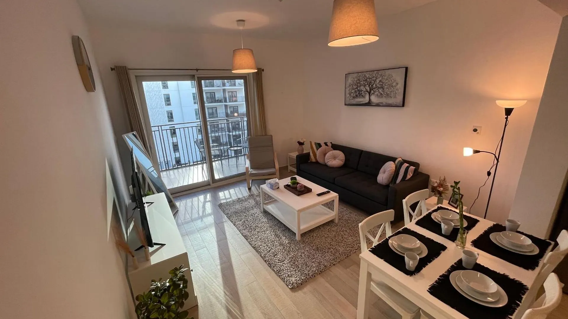 Daisy Hill 1Br Waters Edge Canal View Theme Parks Yas Island Abu Dhabi Apartment